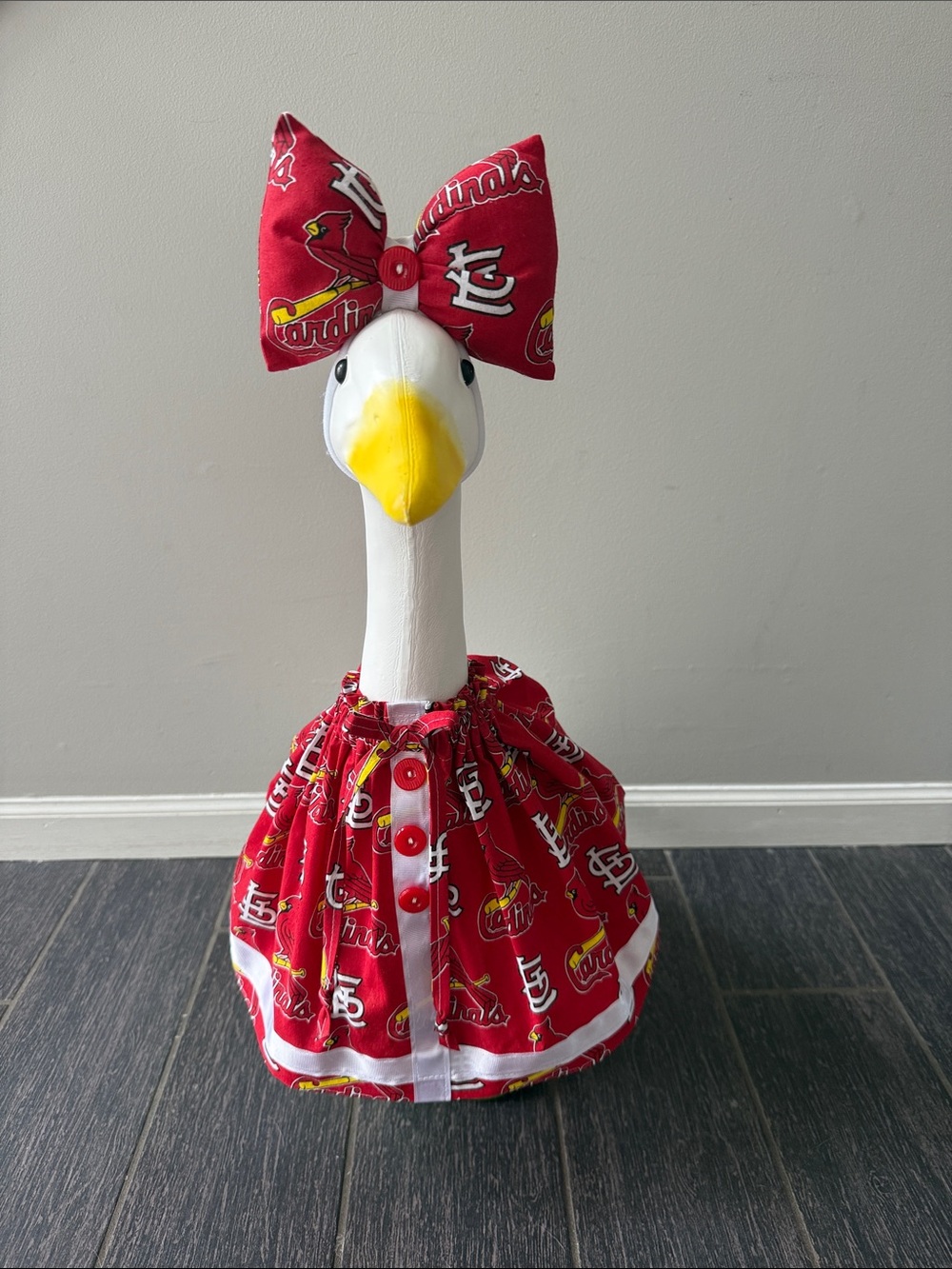 St. Louis Cardinals 23” Porch Goose Outfit with Bow #PorchGoose #StLouisCards